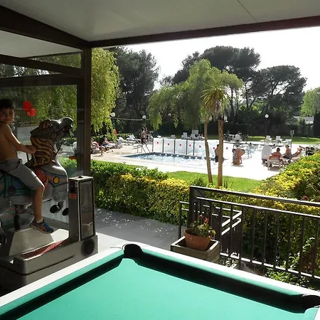 马利波萨公寓式酒店