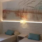 Mariposas アパートホテル 4*