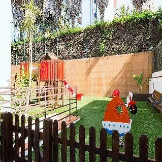 Ξενοδοχείο με διαμερίσματα Mariposas 4*