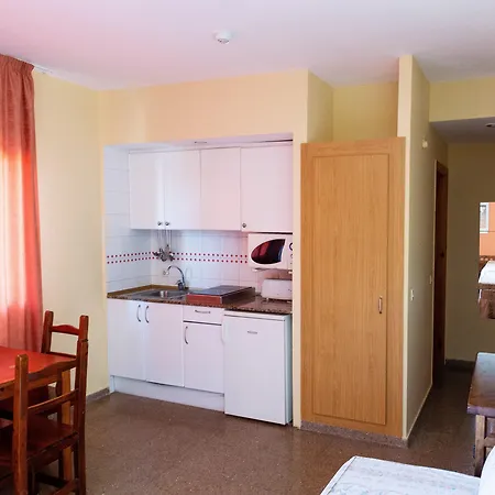 Mariposas Apartahotel 4*