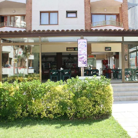 מלון דירות Mariposas 2*