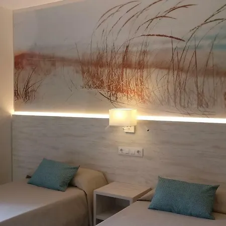 Mariposas アパートホテル 4*